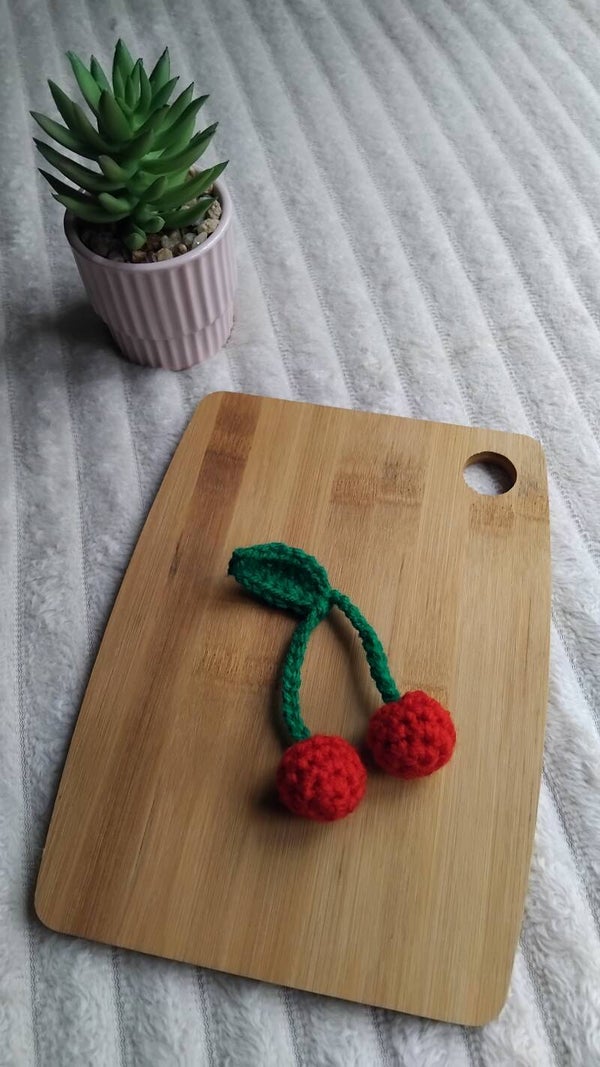 Paire de Cerises au Crochet – Dinette Enfant 🍒