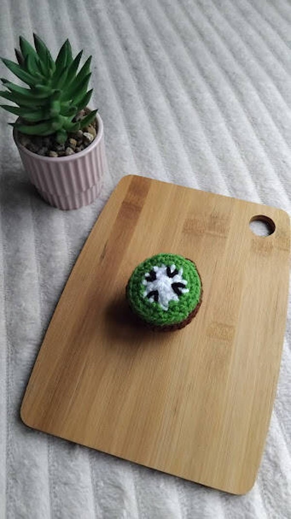 Kiwi au crochet – Dinette enfant 🥝
