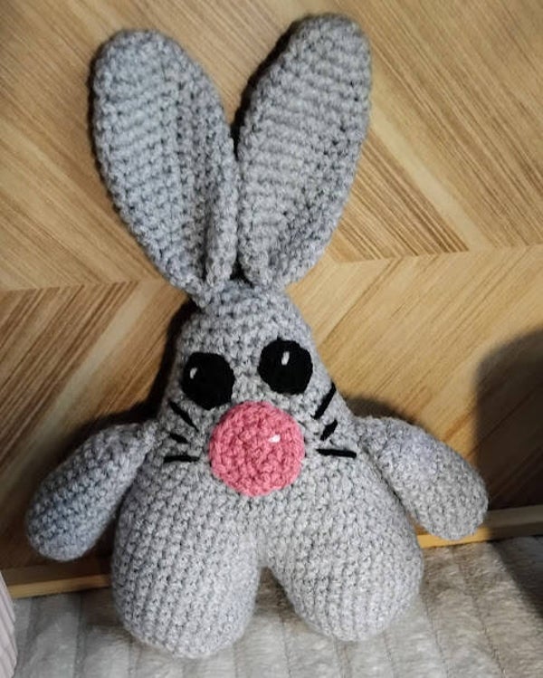 Lapin au crochet fait main – adorable amigurumi artisanal 🐰