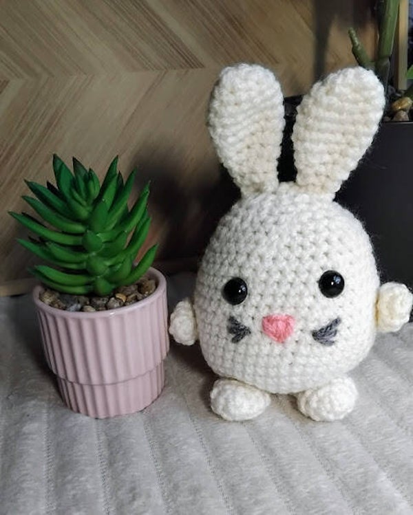🐰 Lapin Boule au Crochet – Amigurumi Fait Main