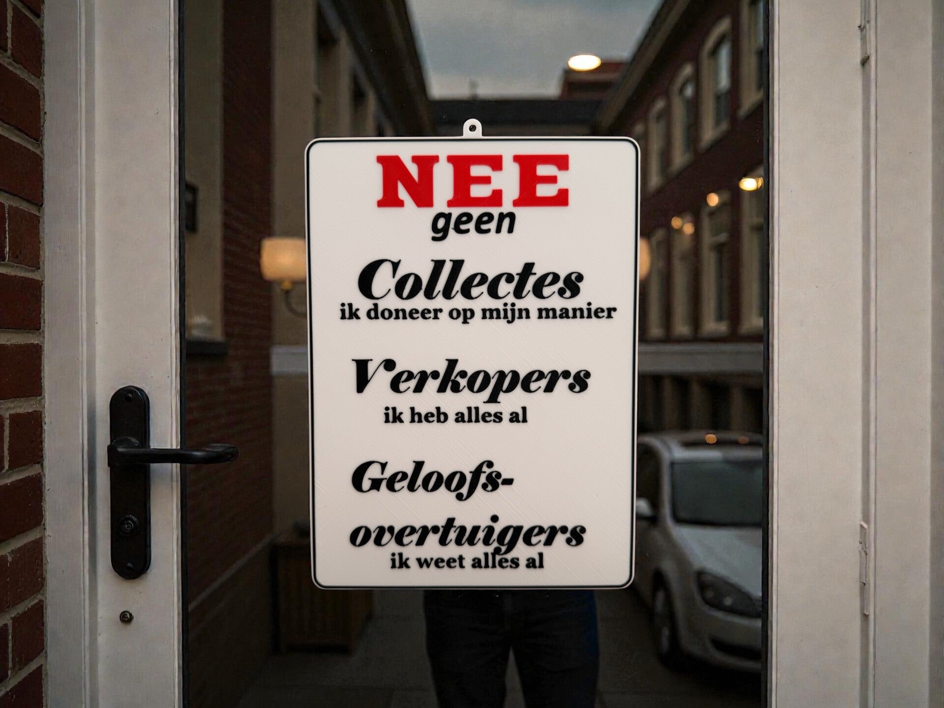 NEE Boord Geen collectes verkopers geloofsovertuigers