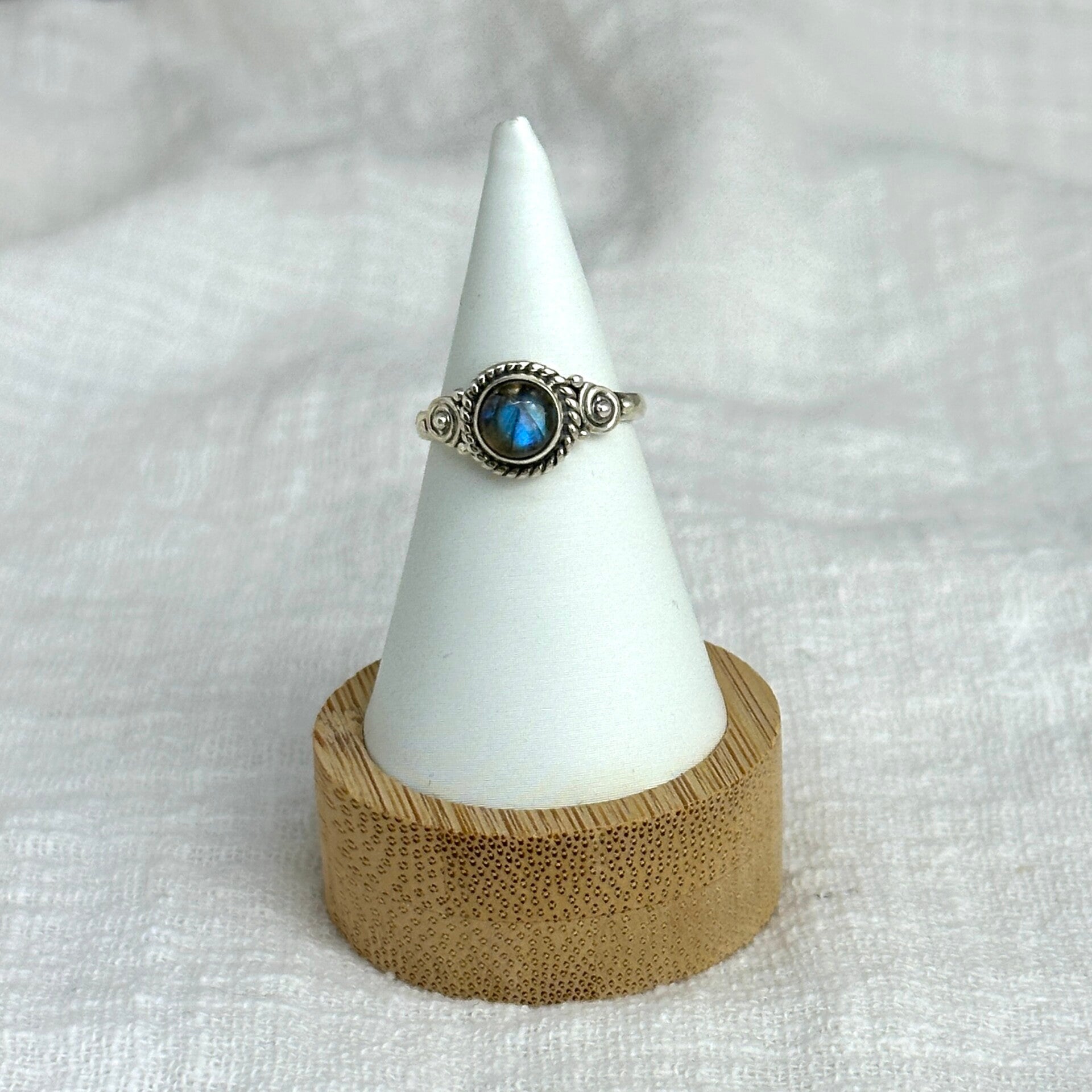 Ring Labradoriet maat 16 (Sterling Silver)