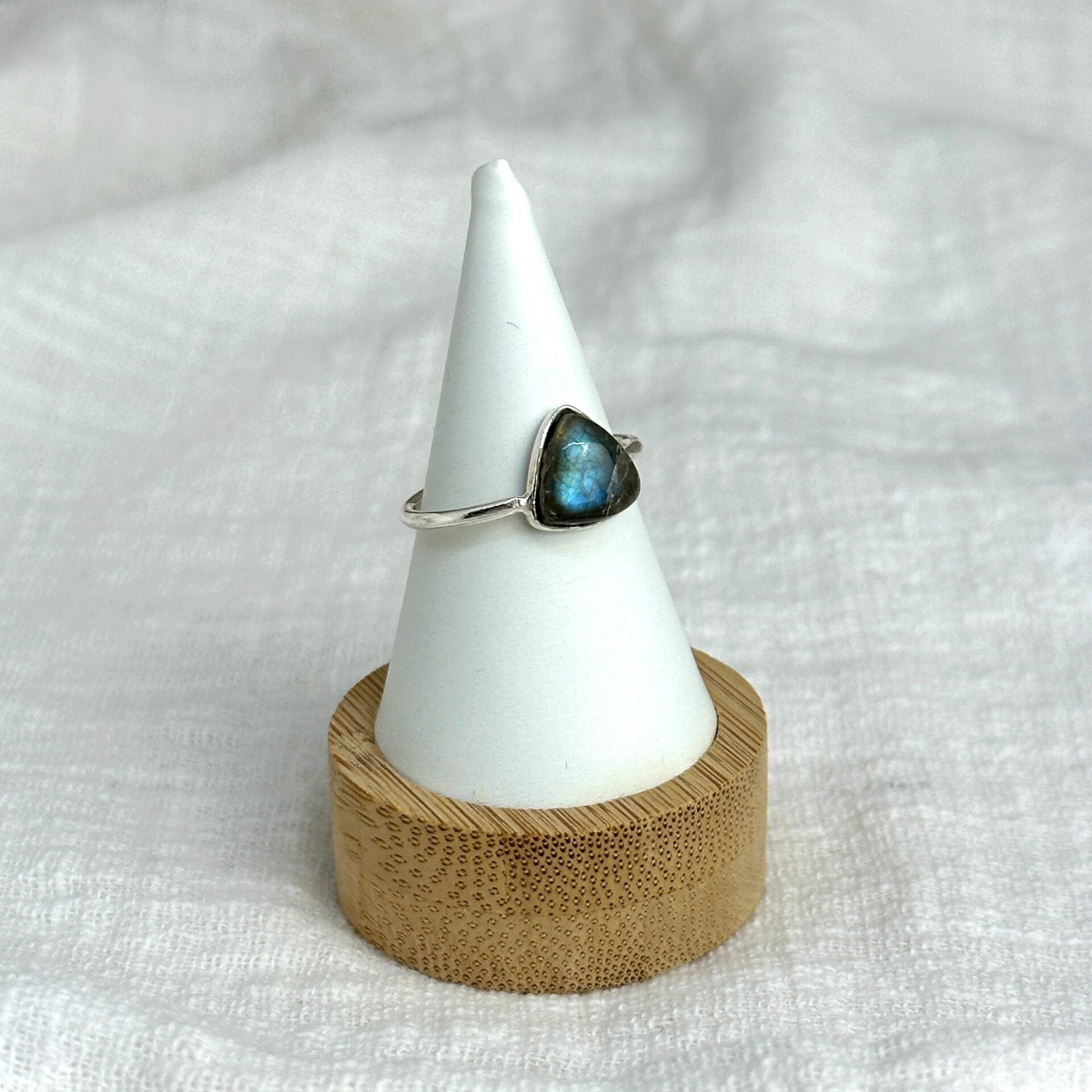 Ring Labradoriet maat 18 (Sterling Silver)