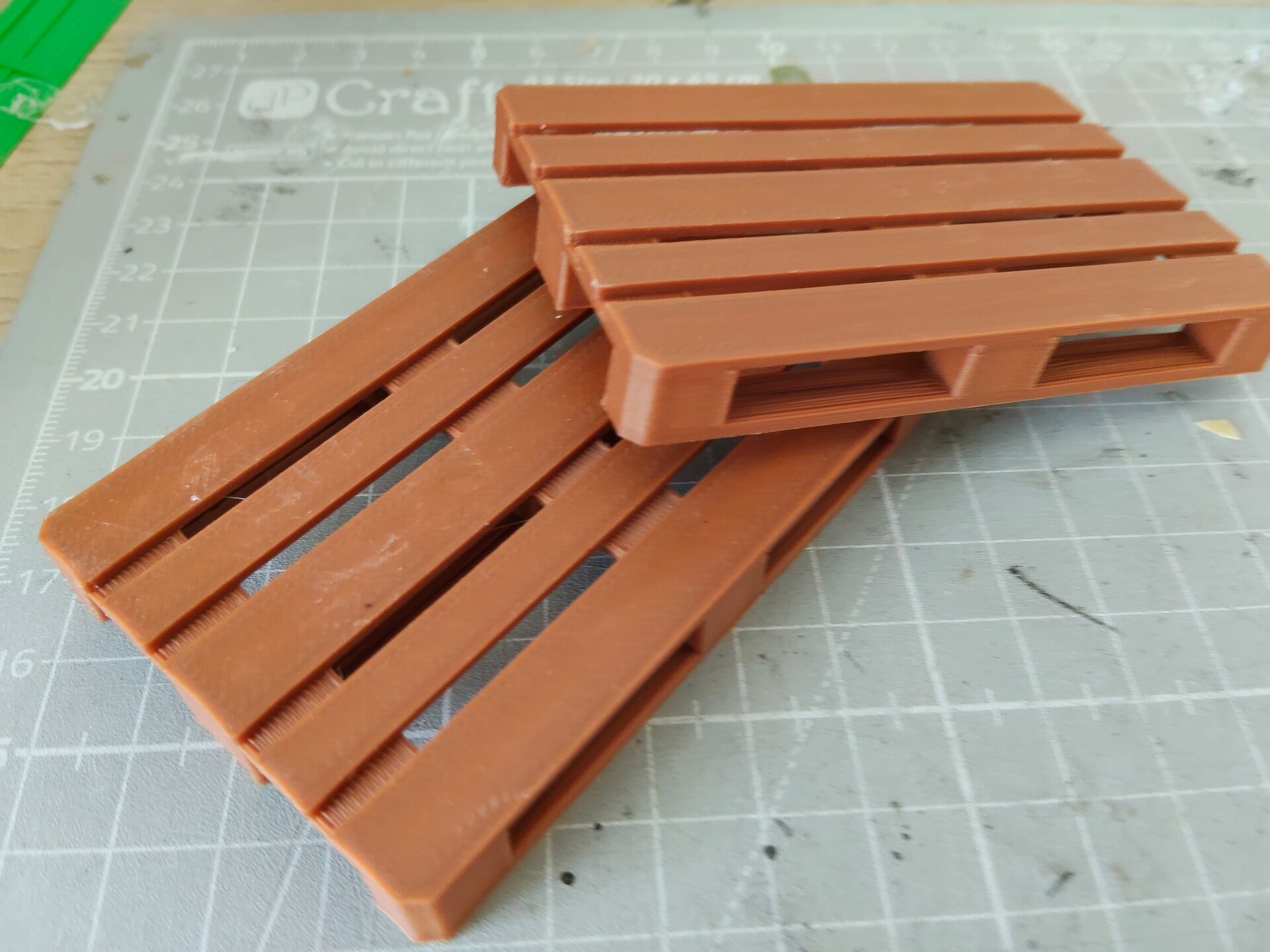 Miniaturowa Paleta Euro 1:14