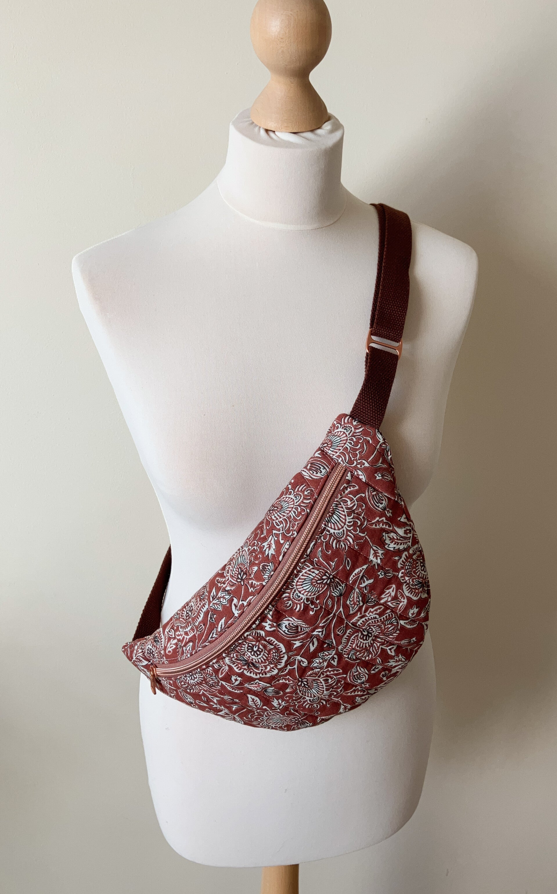 Bauchtasche & Crossbody Bag – Stilvolle Gürteltasche für Damen