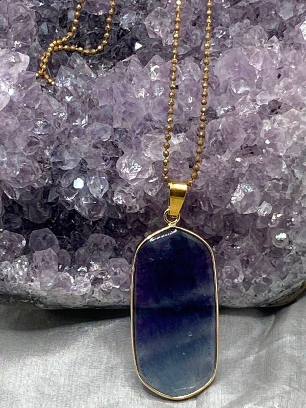 Collier et son pendentif fluorite vibrante