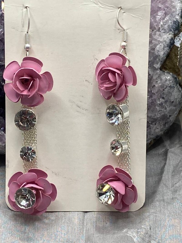 Boucles verticales fleurs et strass