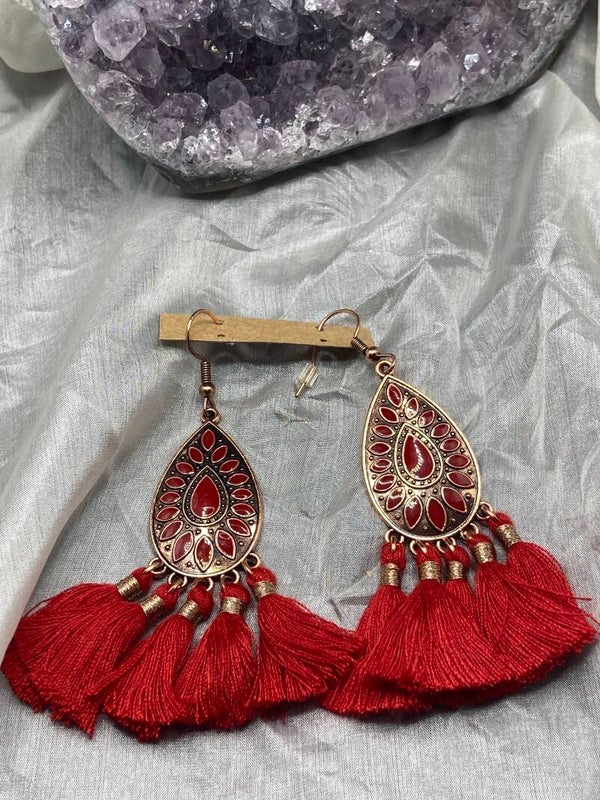 Boucles ovales rouges et dorées