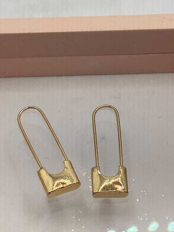 Boucles épingle à nourrice