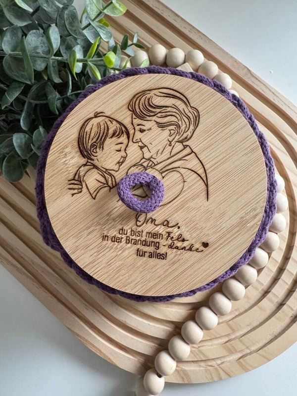 Häkelkorb mit Bambusdeckel " Oma & Enkel"