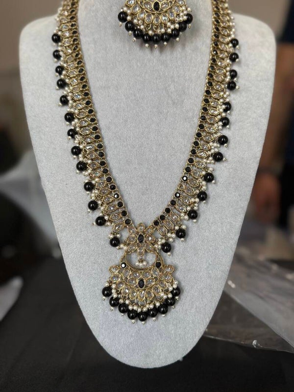 Priya Long Necklace Set with earrings and tikka