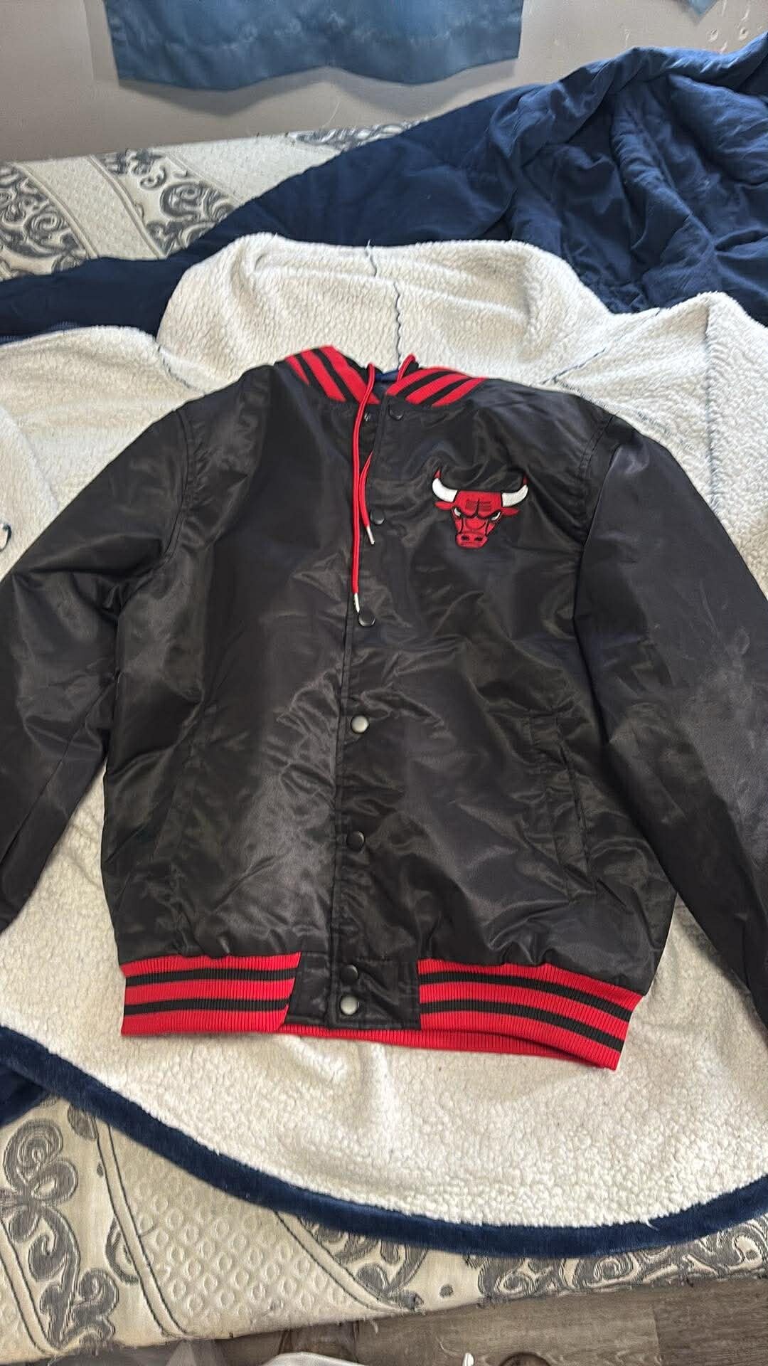 Chicago bulls zip up