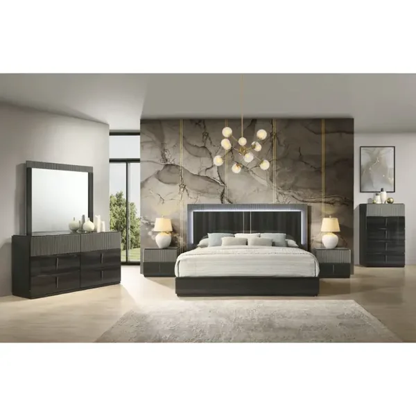 B93 Raven Bedroom Set