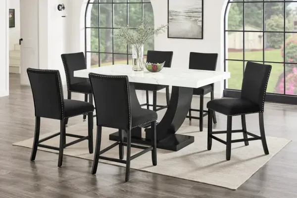 D181 Larry Counter Height (Black) Dining Set