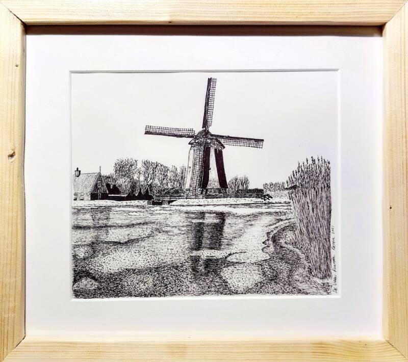 Pentekening Molen de Viaan 23x19cm. 2021 met zelfgemaakte blank houten lijst. Deze molen staat vlak naast de atletiekbaan van AV Hylas waar ik tot een aantal jaar geleden heb getraind.