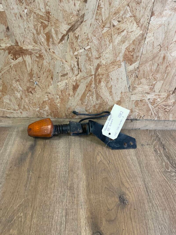 Clignotant droit - 2410721