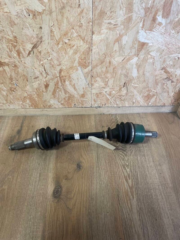 Cardan avant droit CFORCE 800