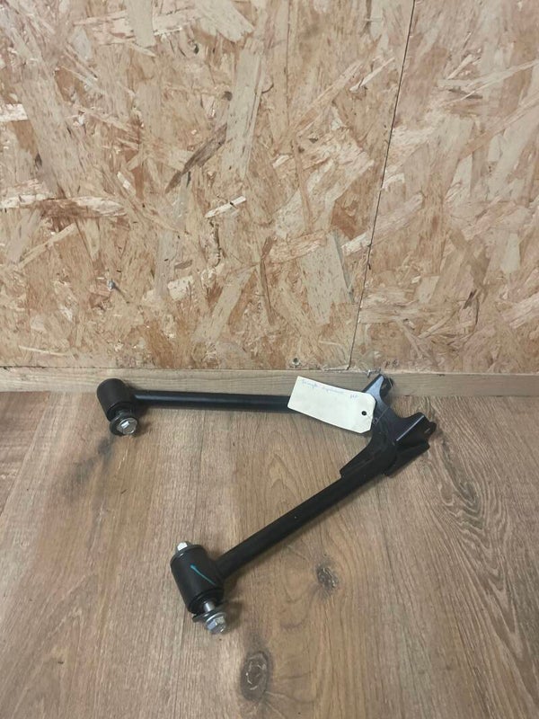 Triangle supérieur arrière droit