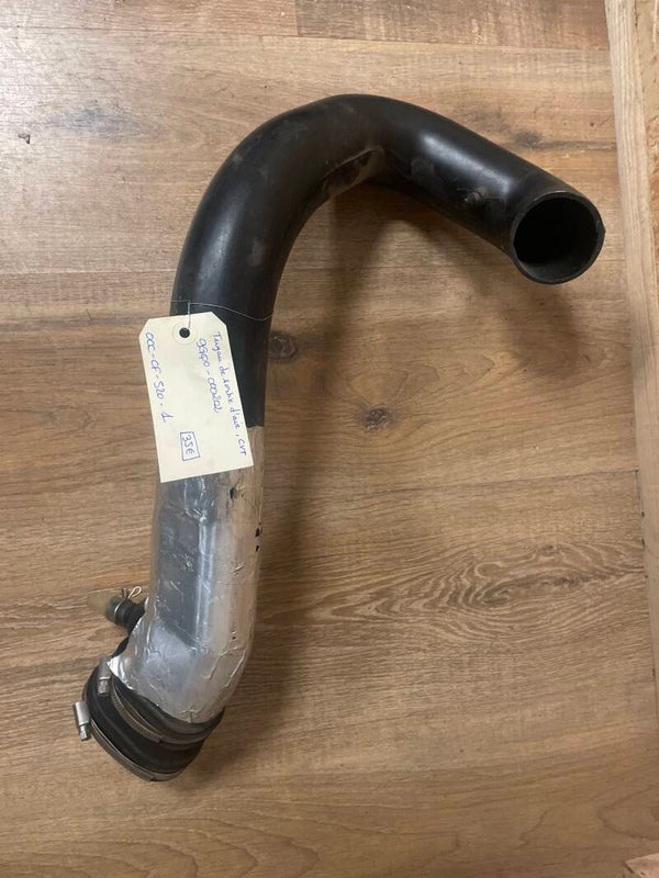 Tuyau de sortie d'air, CVT