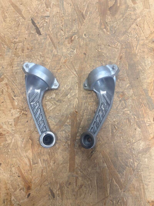 Support de feu avant ( le lot ) e-ghost 125cc