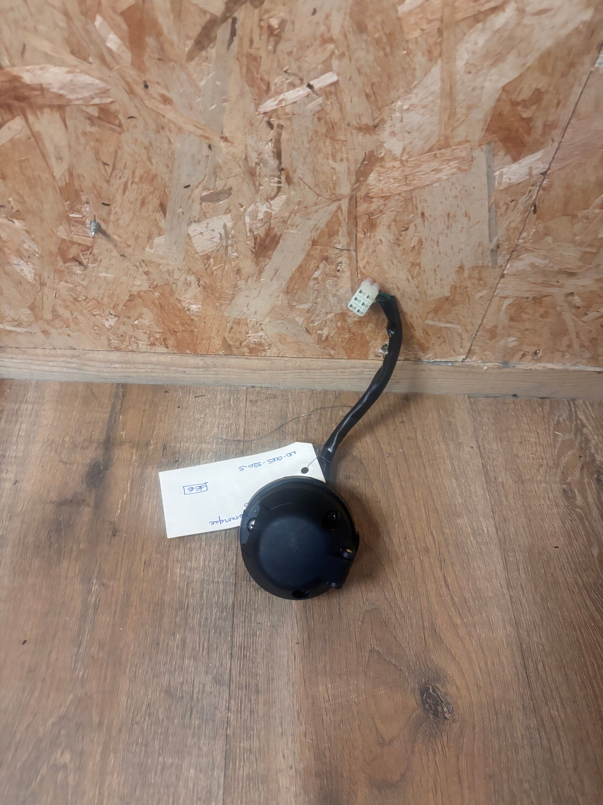 Prise attache remorque