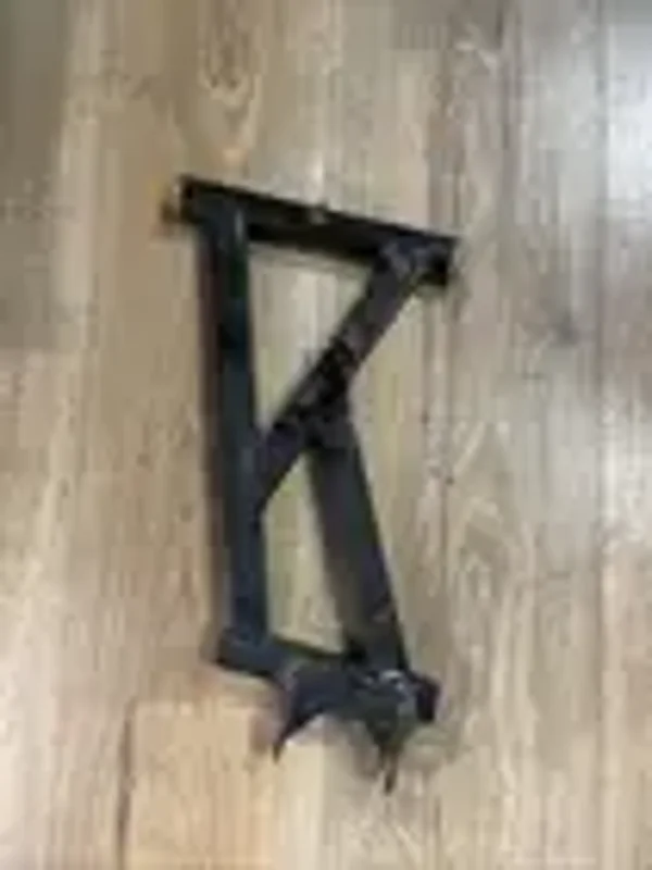 Triangle Supérieur Arrière Droit ZFORCE 1000 (2018-2021)