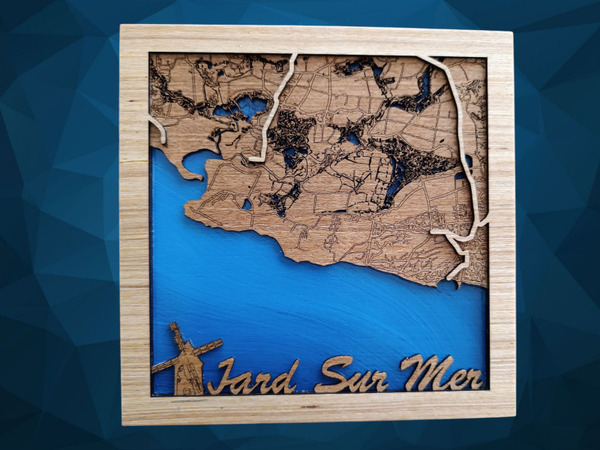 🗺️ Cartographie murale en bois Jard-sur-Mer – Format carré 20x20 cm – Fabrication artisanale