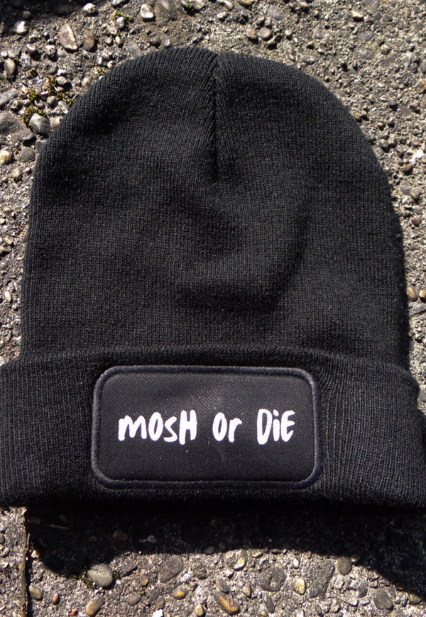 "mosh or die" Beanie schwarz