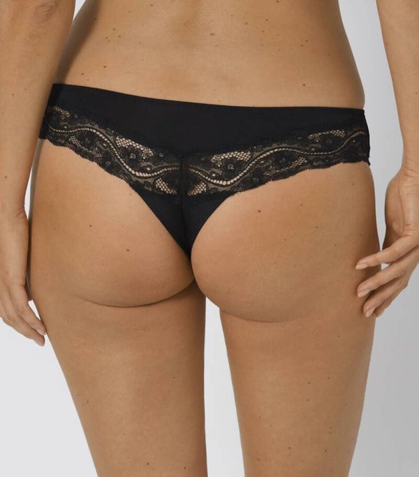 Triumph string