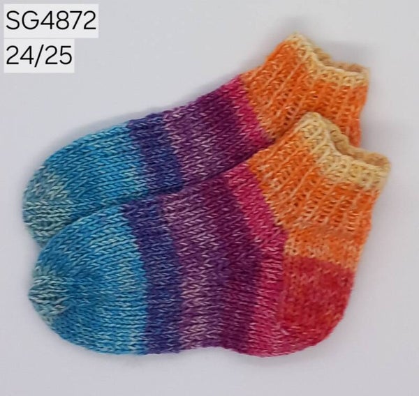 Kleurige sokken maat 24/25