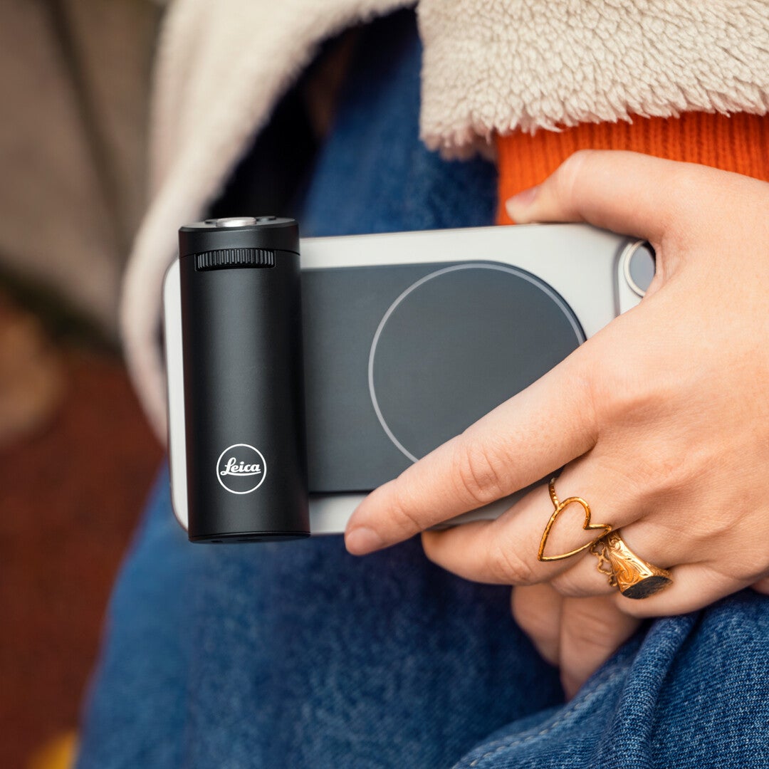 LEICA LUX GRIP 18562 | Leica Boutique Antwerpen LEICA LUX GRIP 18562 | Leica Boutique Antwerpen