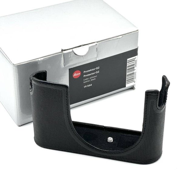 Leica  Q2 halve beschermhoes in zwart leer