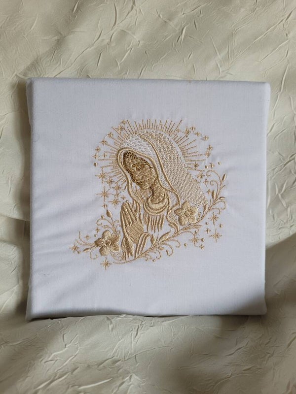 Broderie cadre Vierge Marie