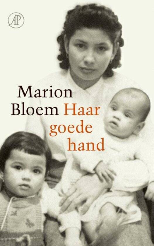 Boek Haar goede hand van Marion Bloem.