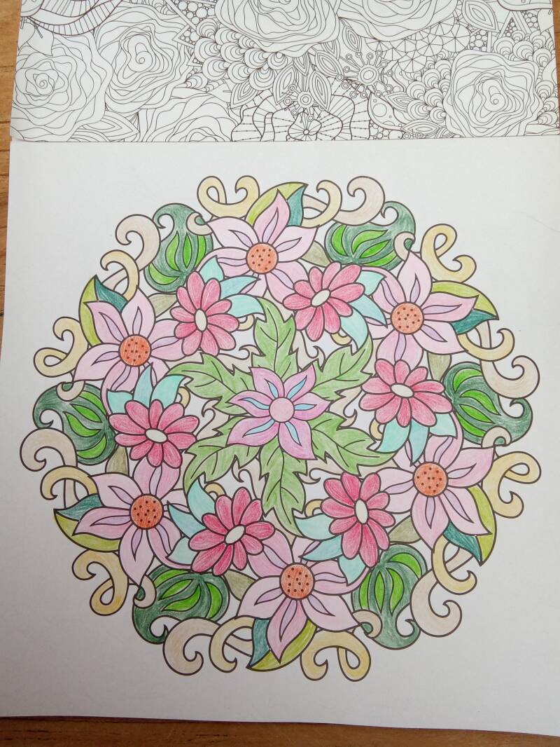 Kleurplaat mandala uit Colouringbook mandala.