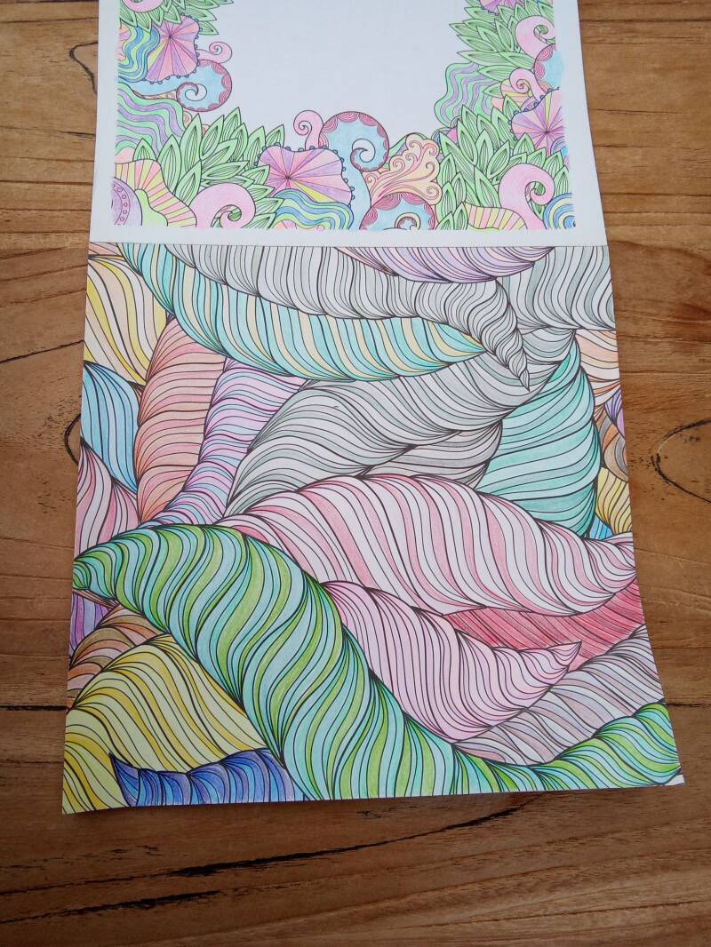 Kleurplaat Bladeren uit Colouringbook mandala.