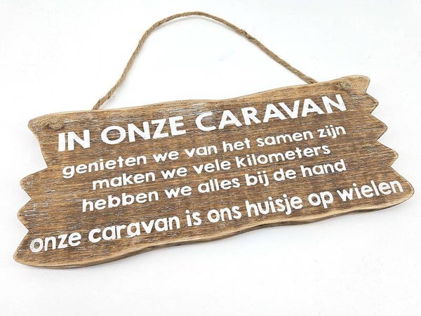 bordje hangend In onze caravan *8111