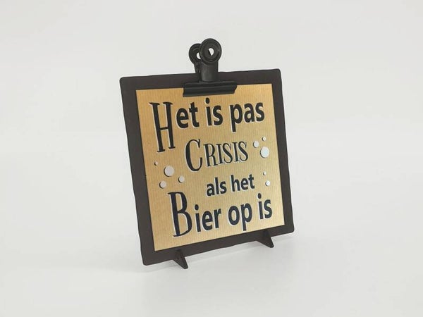 klembordje zwart met kaart letterpress crisis bier *24134