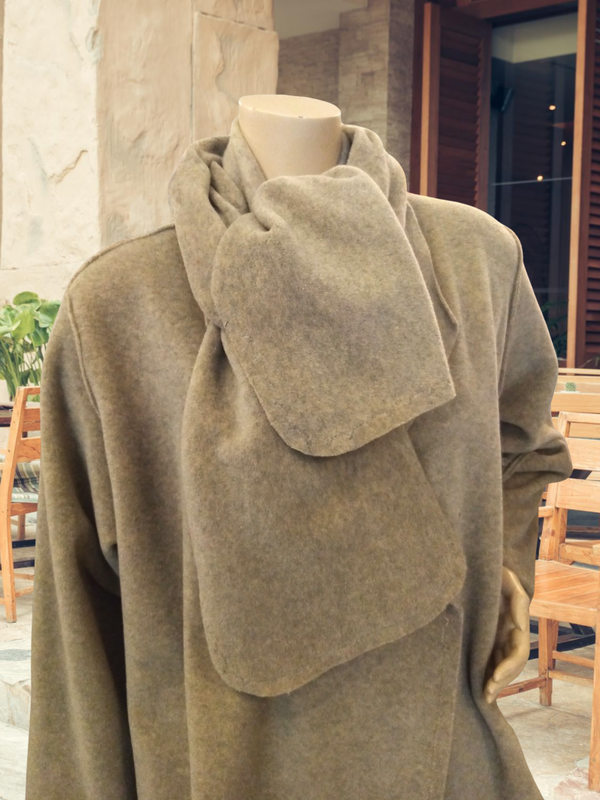 ECHARPE EN  LAINE POLAIRE 100 % CREEE ET FABRIQUEE  EN FRANCE