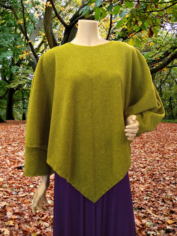 PULL PONCHO 100% LAINE POLAIRE CREE ET FABRIQUE A BERGERAC