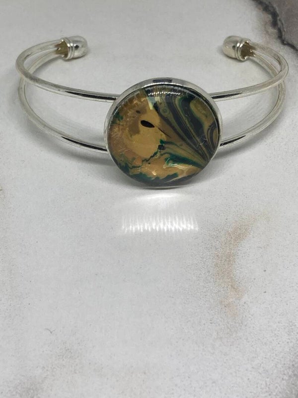 Hand made armband (65)