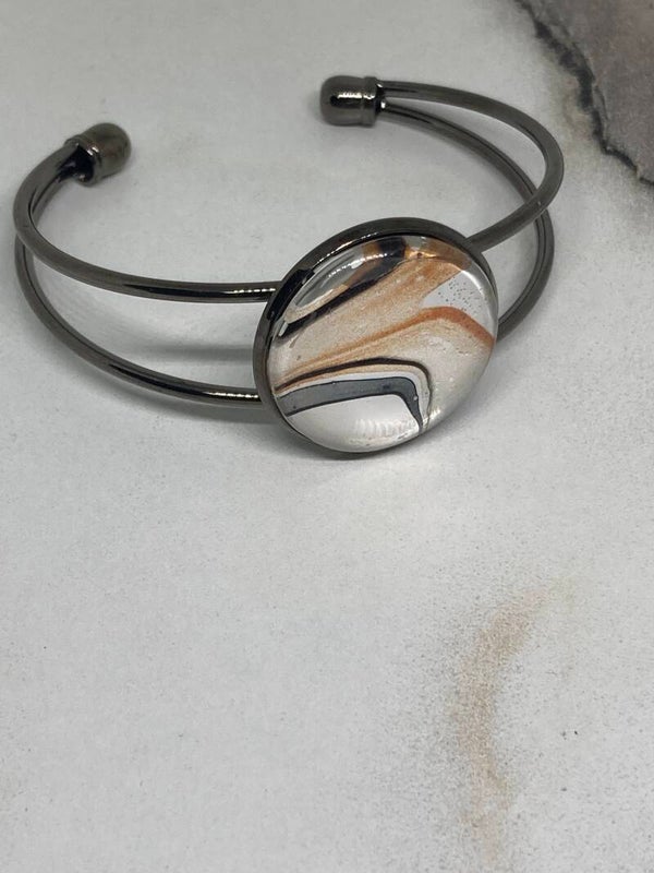 Hand made armband (70)