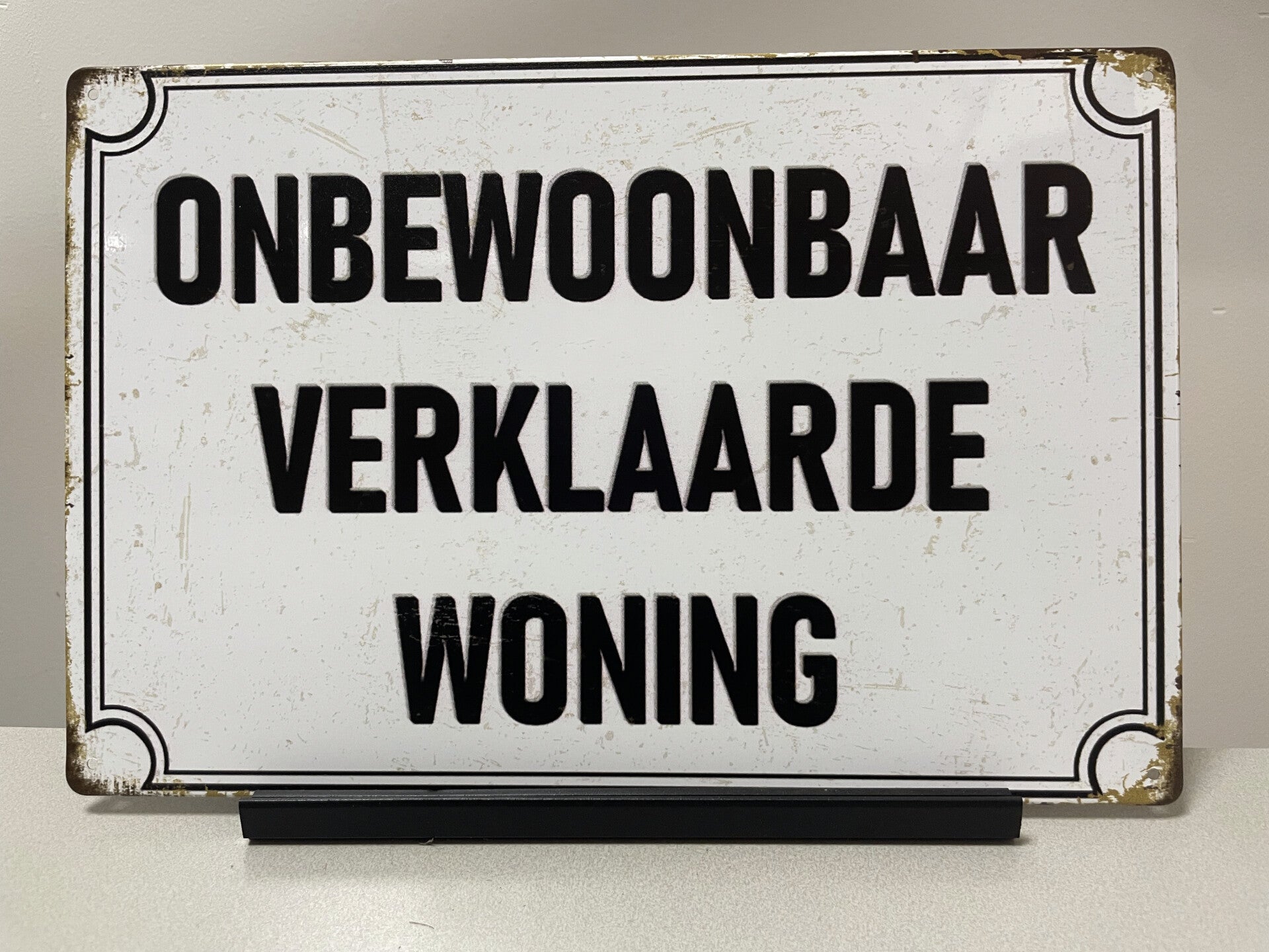 Onbewoonbaar verklaarde woning  (Old Look)