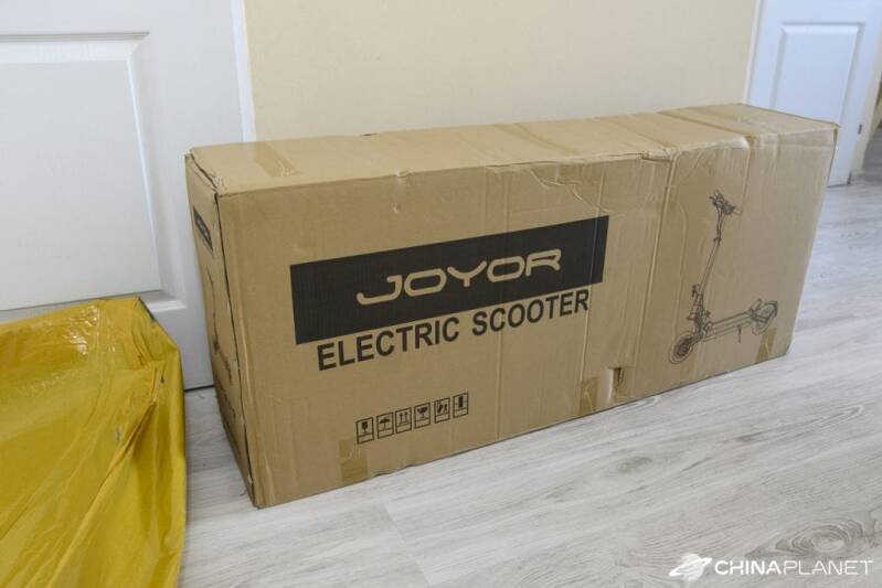 Joyor S10-S E-Scooter Karton