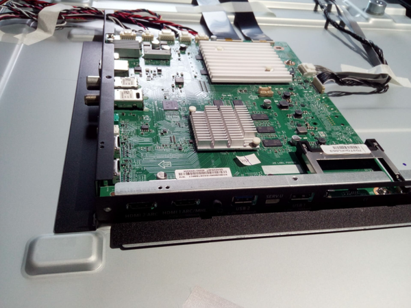 Mainboard Philips 75PUS8303/12 715G8465-M0D-B01-005T