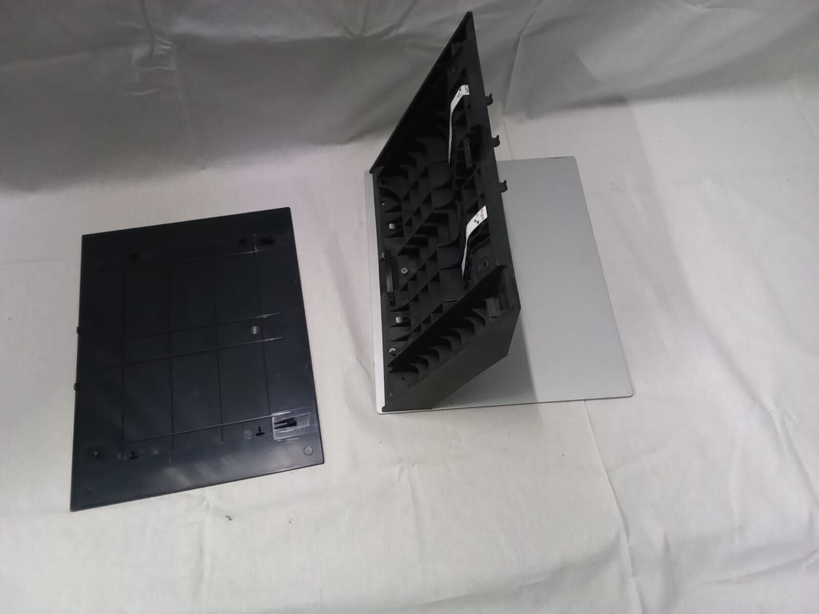Stand Base Voet LG 65QNET866RE MAM660114 MAZ676649 STAND BASE METAL LGEMA*1