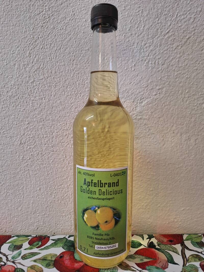 Apfelbrand Golden Delicious