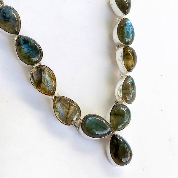 Natural Labradorite Necklace set in Silver