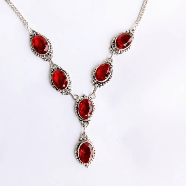 Garnet Quartz Necklace set in Silver