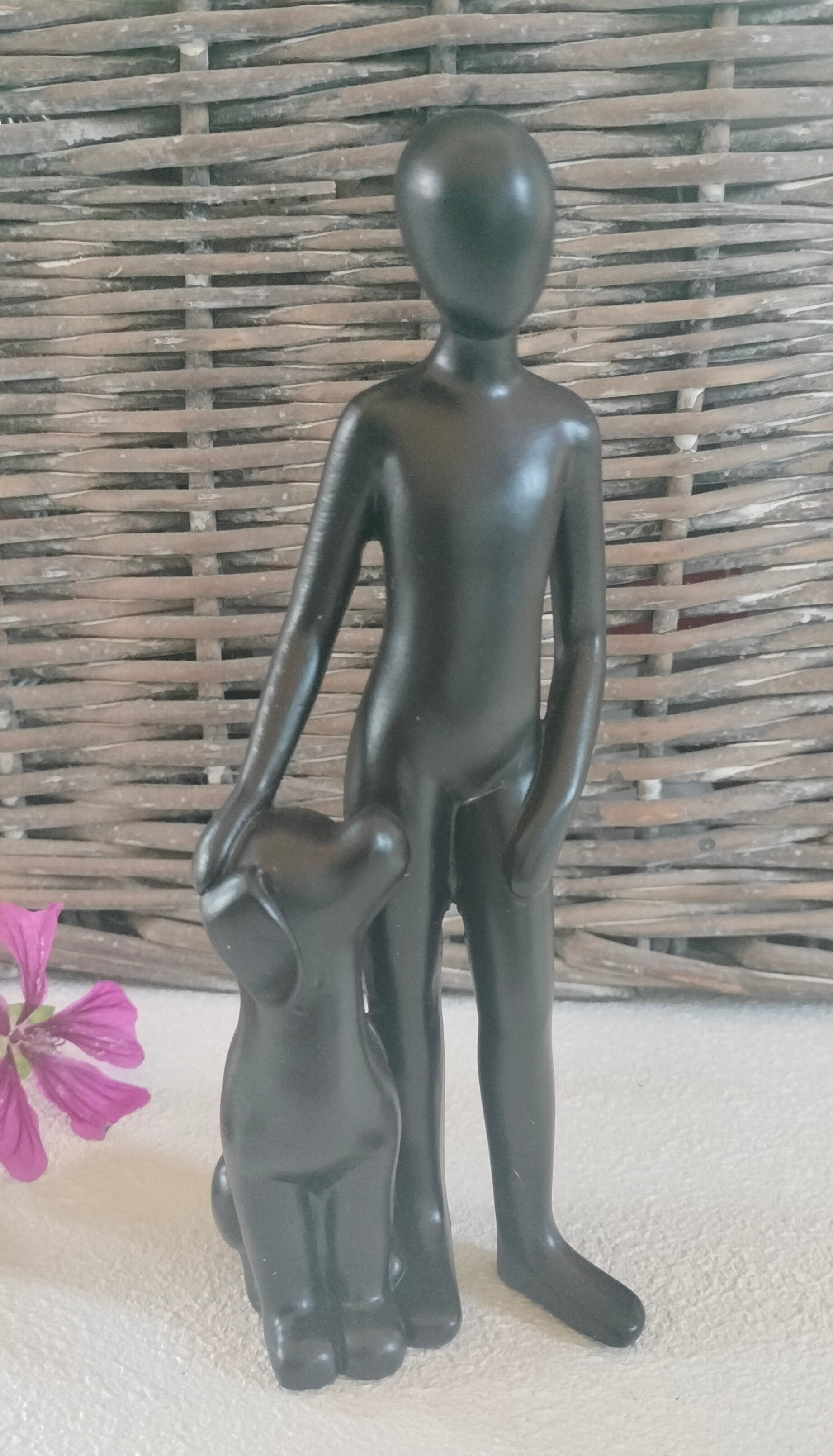 Beeldje mens en hond